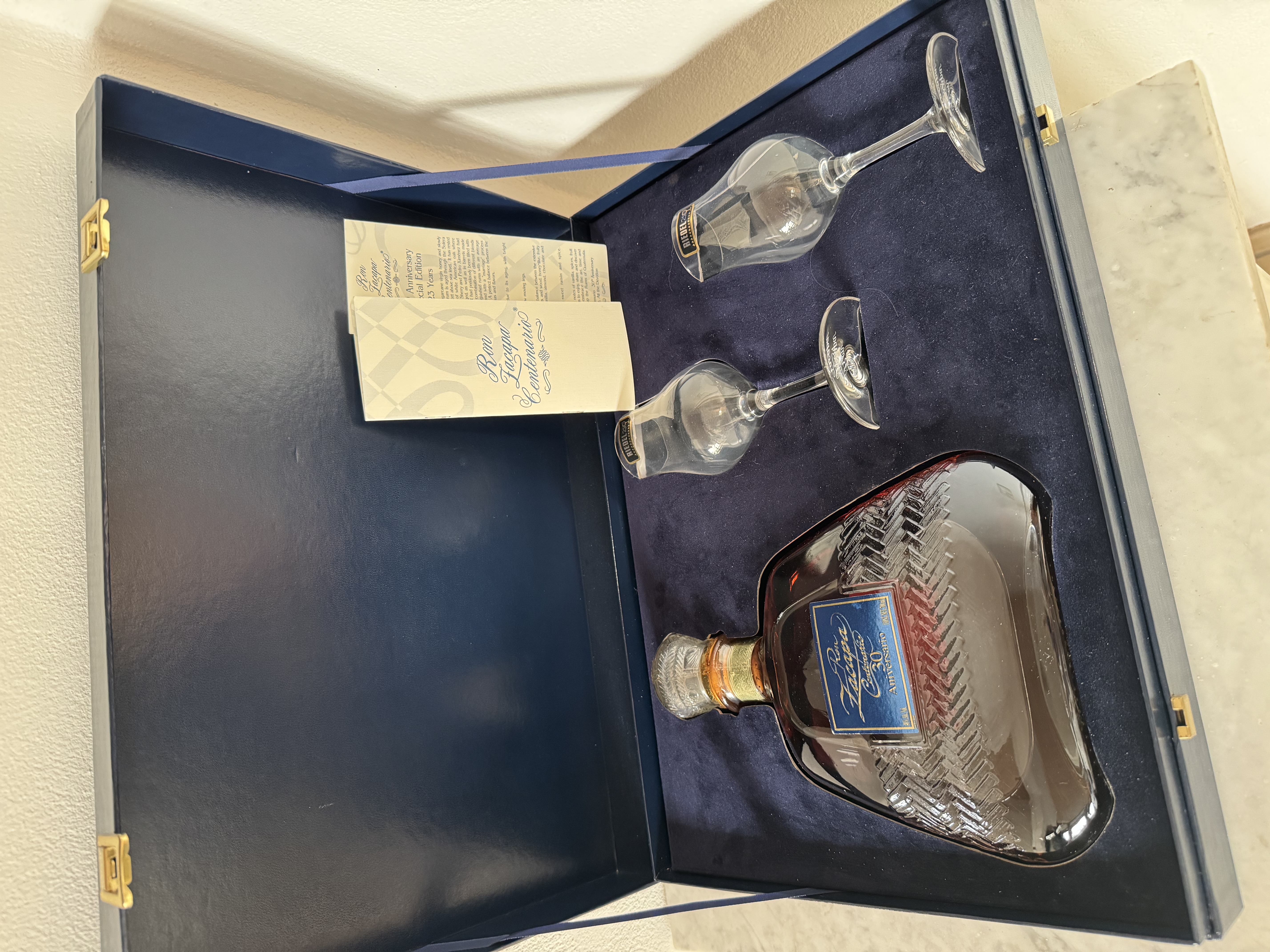 Ron Zacapa Centenario 30 Aniversario Riedel box with glasses